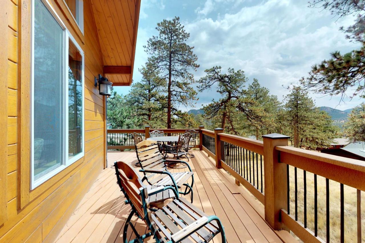 Holiday home Twin Pines *