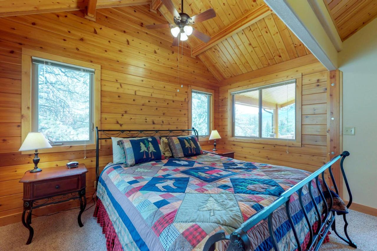 Twin Pines * Estes Park